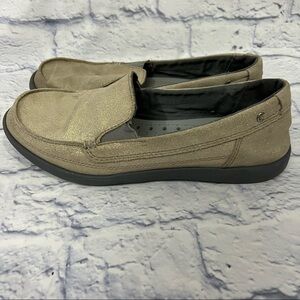 Crocs womens size 9 metallic gold slip on shoes loafers